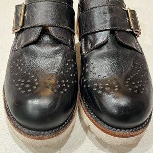 Bed Stu - like new -DAGNY